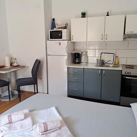 Guest House Angela Senj  Εξωτερικό φωτογραφία
