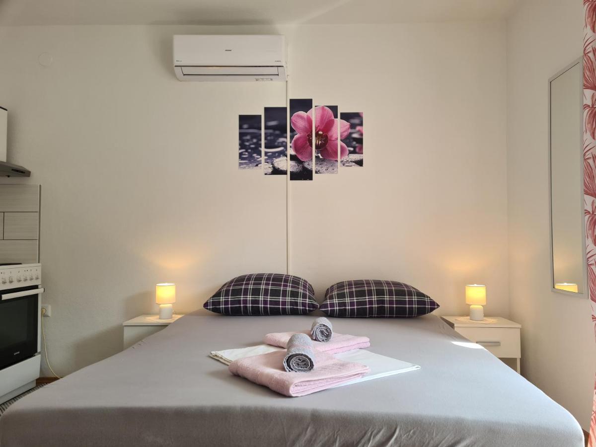Guest House Angela Senj  Εξωτερικό φωτογραφία