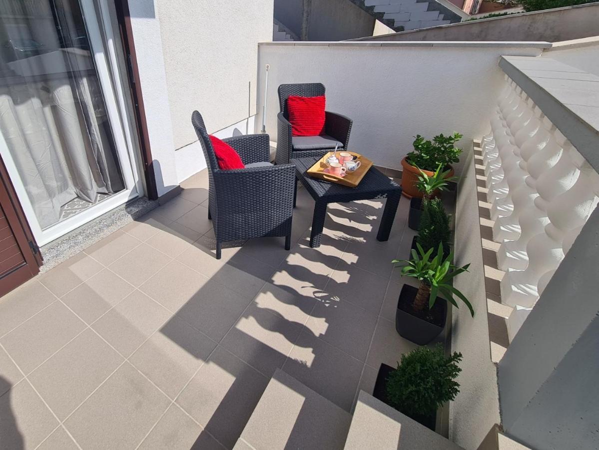 Guest House Angela Senj  Εξωτερικό φωτογραφία