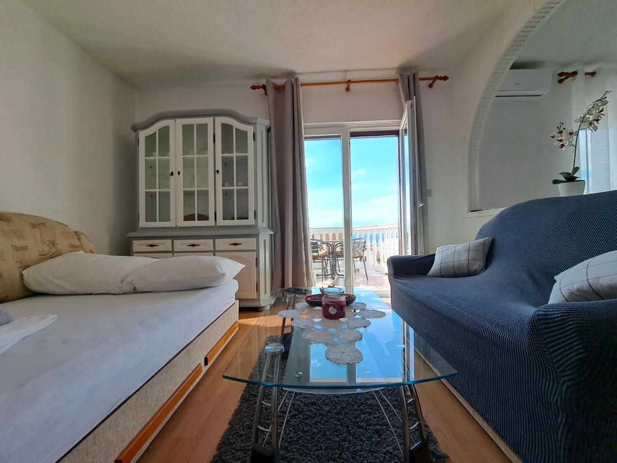 Guest House Angela Senj  Εξωτερικό φωτογραφία