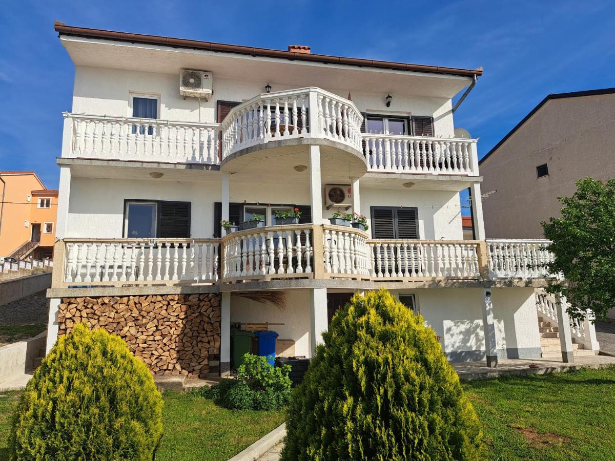 Guest House Angela Senj  Εξωτερικό φωτογραφία